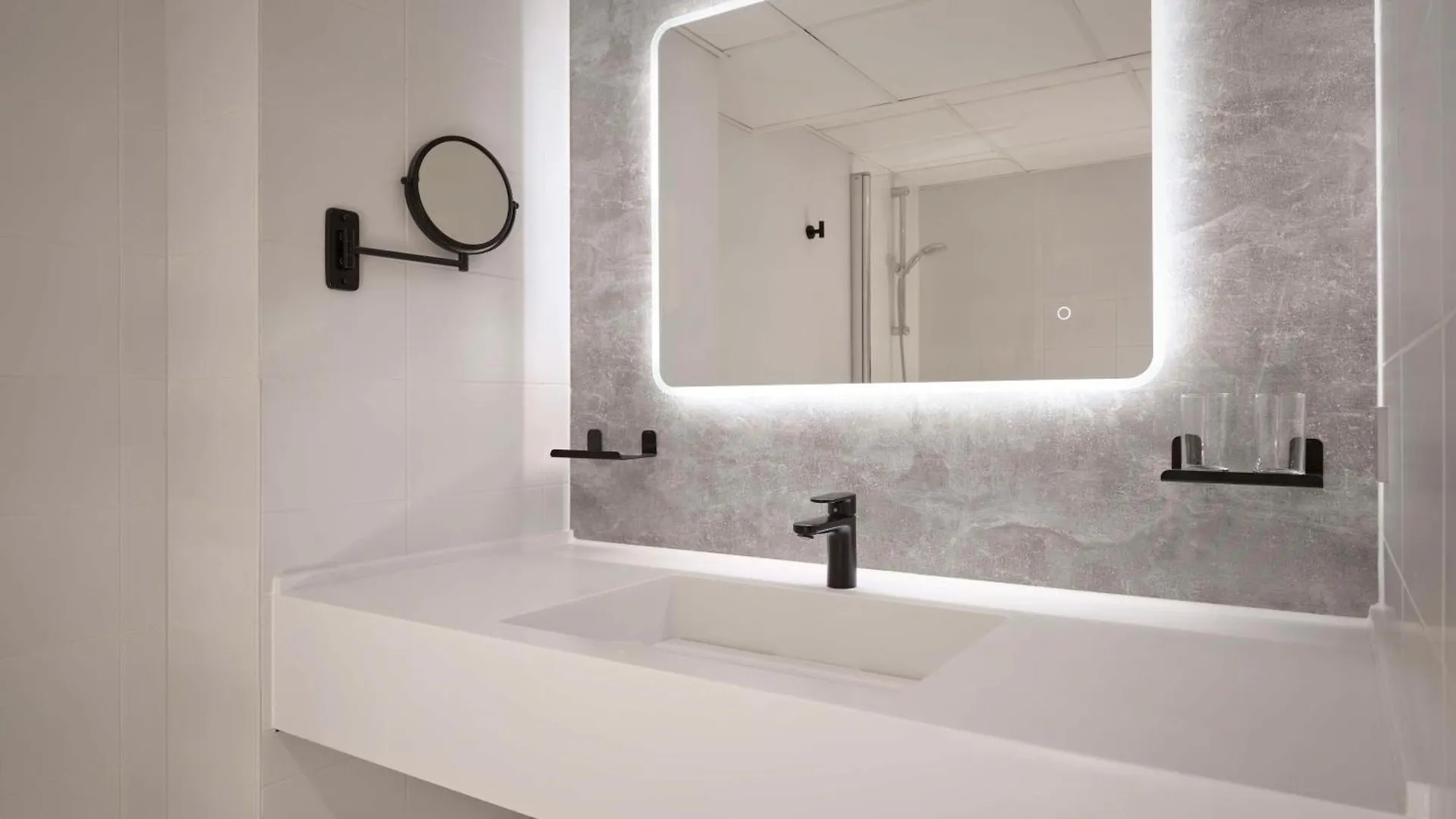 Park Plaza Eindhoven Hotel 4*,
